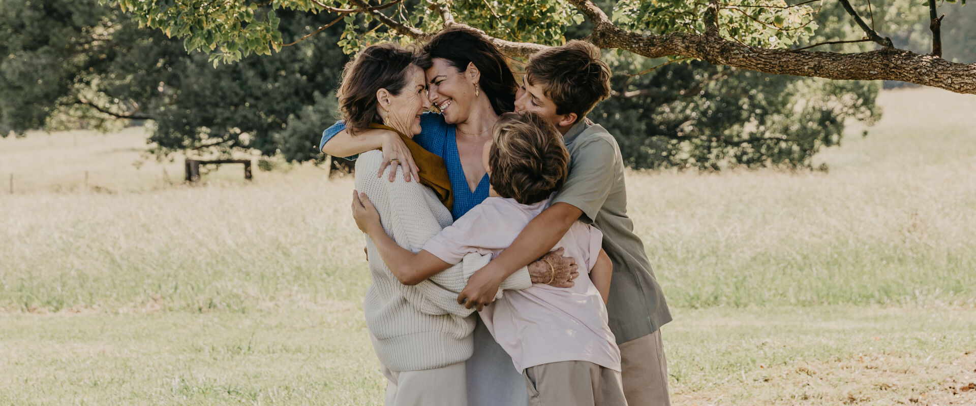 travelling with kids: making the journey smooth with tips for a memorable trip