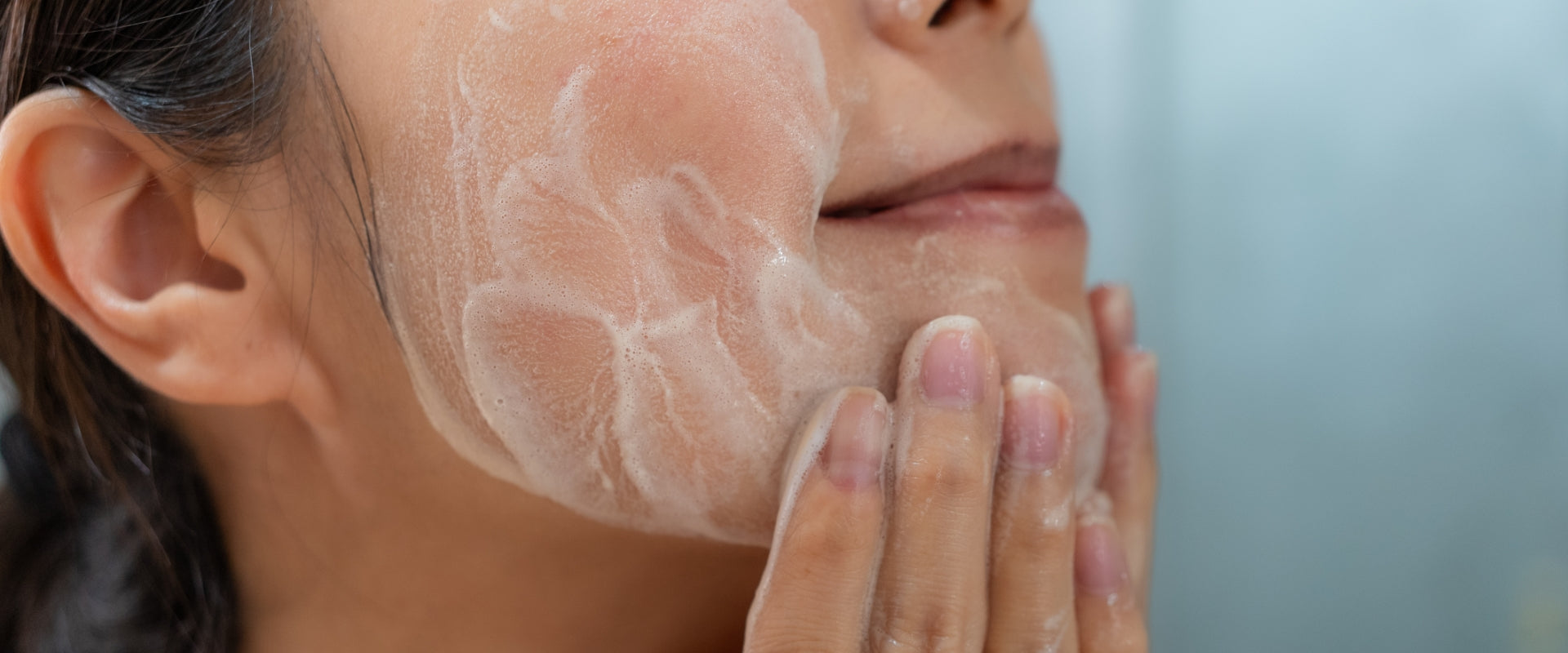 how to cleanse your face properly?