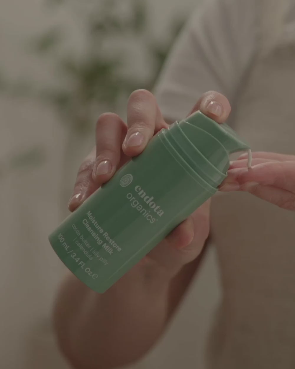 Load video: Organic Infusion Facial Gift Card - by email