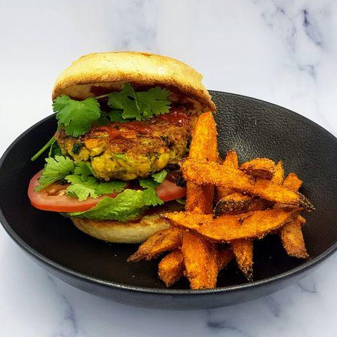 veggie burger with sweet potato chips