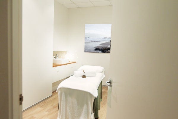 Day Spa Crows Nest Treatment Room