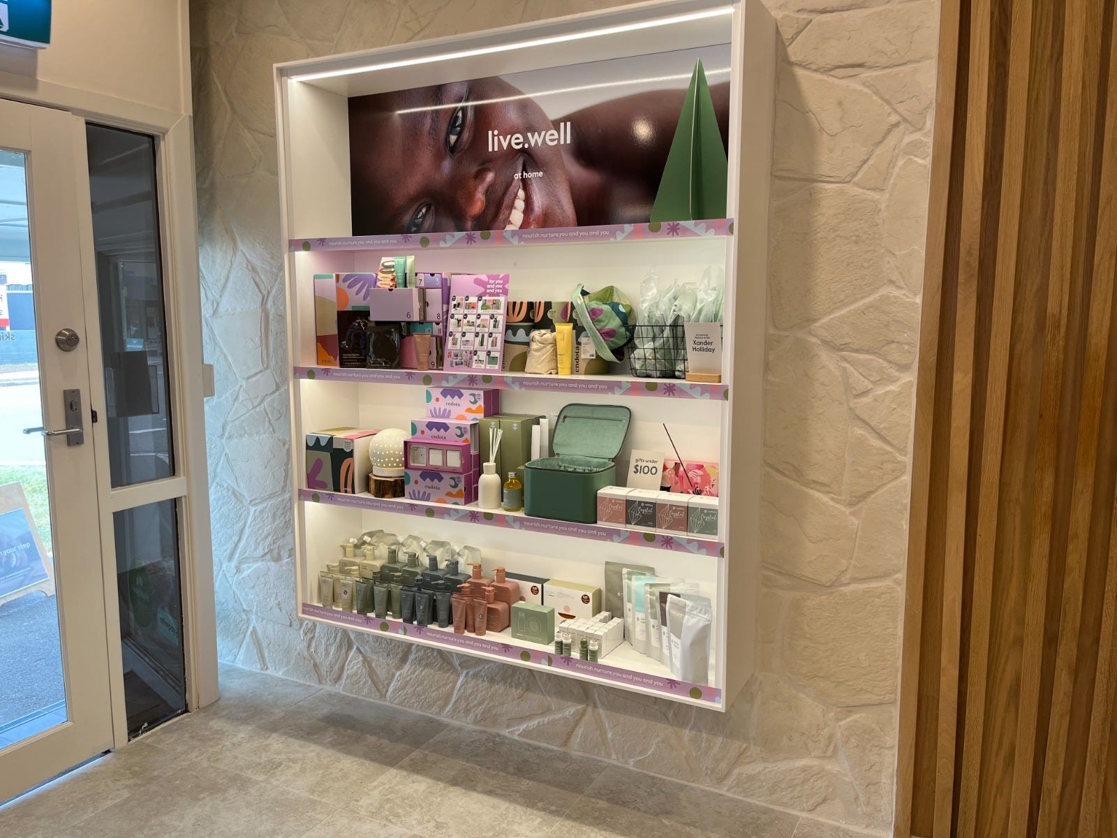 Day Spa Rosalie Retail
