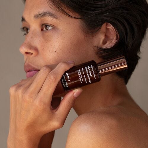 what does hyaluronic acid serum do?
